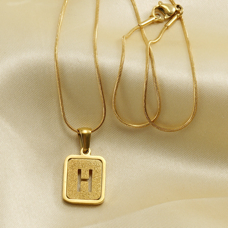 Custom Name Necklace – Your Style, Your Name